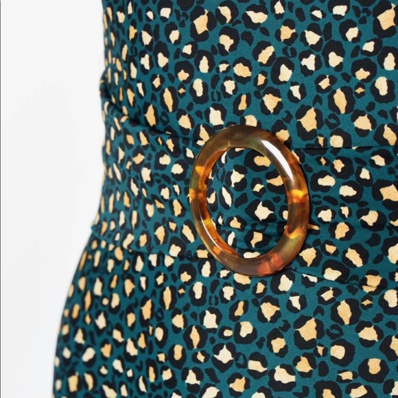 CUPSHE brand new - Picture 6 of 6